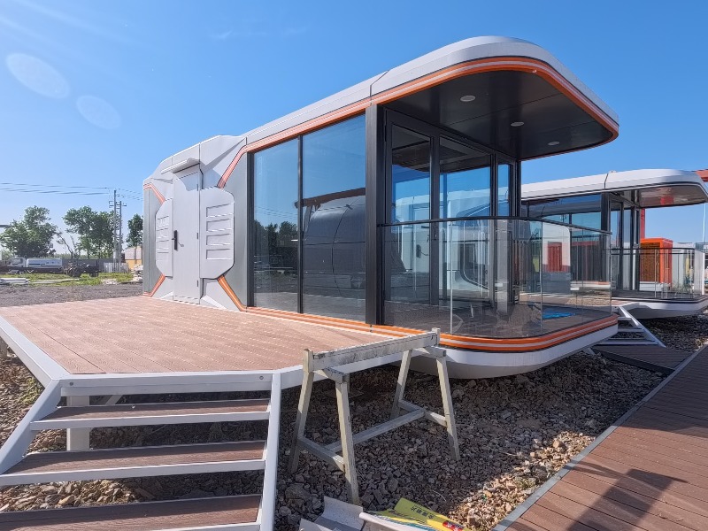 Modern Space Capsule Tiny Hous - Airbnb Smart Home 评论和价格